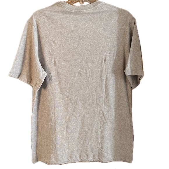 NWOT PEANUT SNOOPY CHRISTMAS T-Shirt - Size: SMALL - Picture 4 of 4